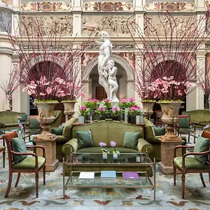 5* Szálloda Four Seasons